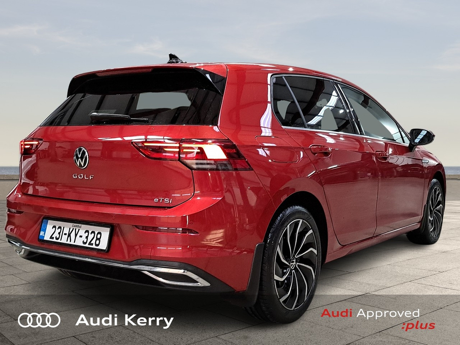 2023 Volkswagen Golf STYLE 1.5 TSI MHEV 130HP AUTOMATIC €31,900