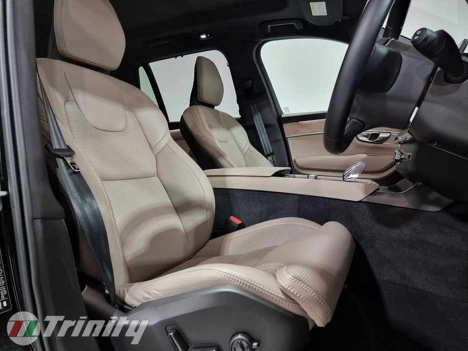 2025 Volvo XC90 * ULTRA * T8 2.0 PHEV * AWD * AUTOMATIC * STUNNING SUV * TRINITY VOLKSWAGEN *