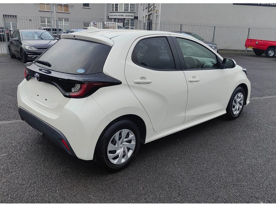 2020 Toyota Yaris 6 MONTH WARRANTY - 70,000kms €13,905