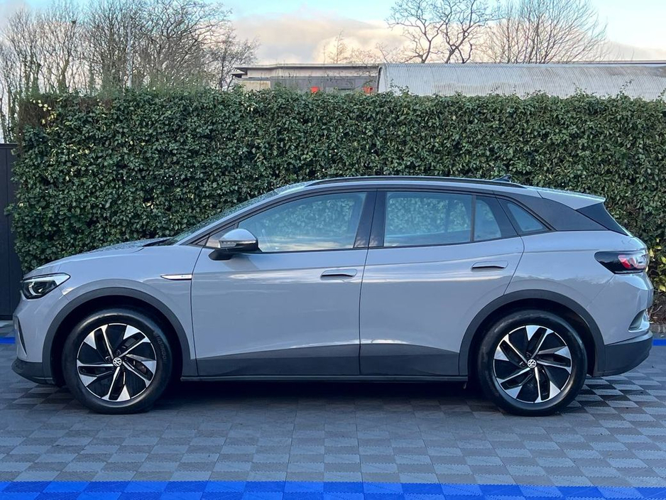 2021 Volkswagen ID.4 PRO LIFE 77KWH // PARKING SENSORS // DIAMOND CUT ALLOYS // LEATHER/ALCANTARA HEATED SEATS €20,900