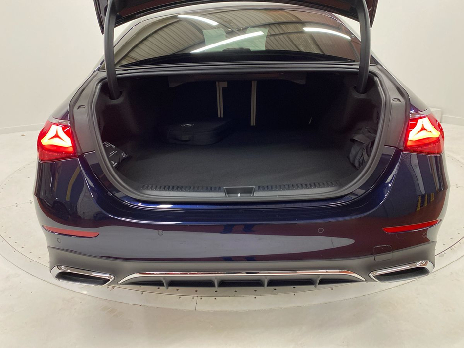 2025 Mercedes-Benz E Class E 300de AMG BLUE | Massage Seats for Driver, Heated Seats, Reversing Camera, Memory Seat Package €82,950