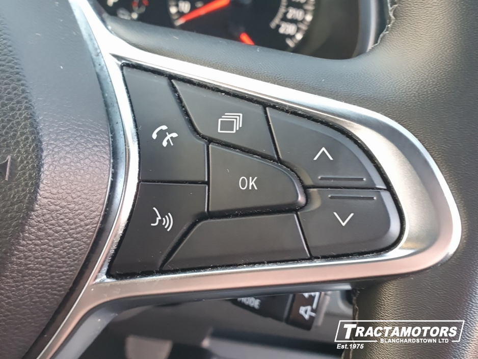 2024 Renault Trafic Passenger 9 SEAT AUTO 170HP RED EDITION €54,999