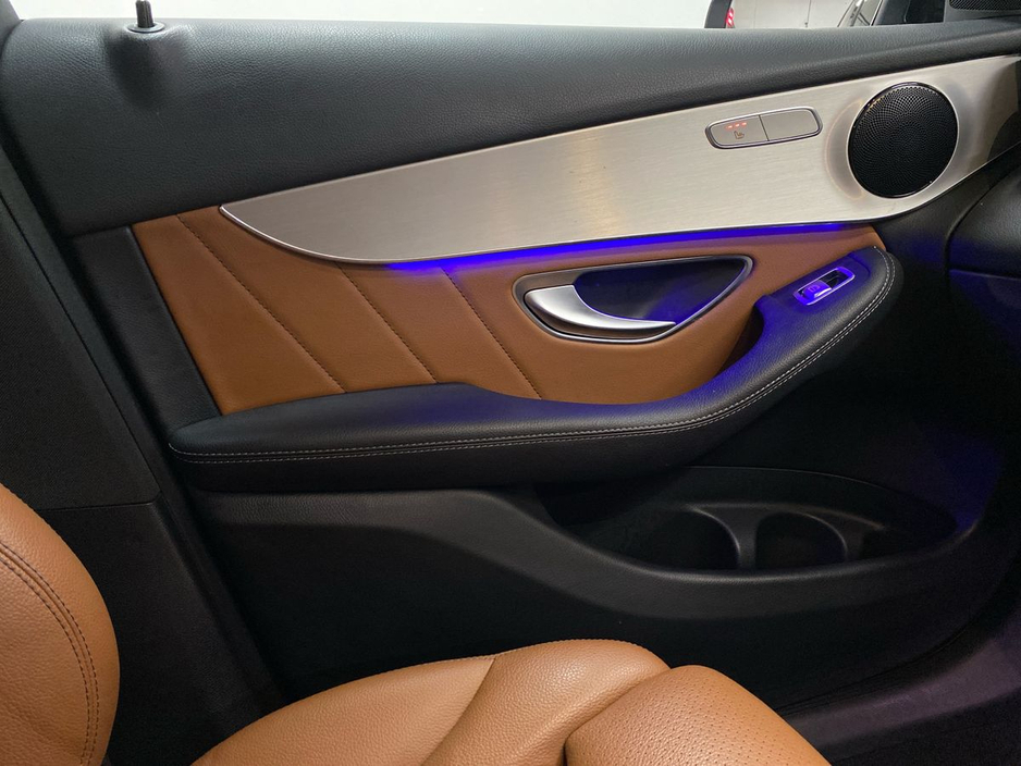 2023 Mercedes-Benz GLC Class GLC 300 de 4MATIC AMG Line | Reversing Camera, Parking Assistance, Heated Seats €55,950