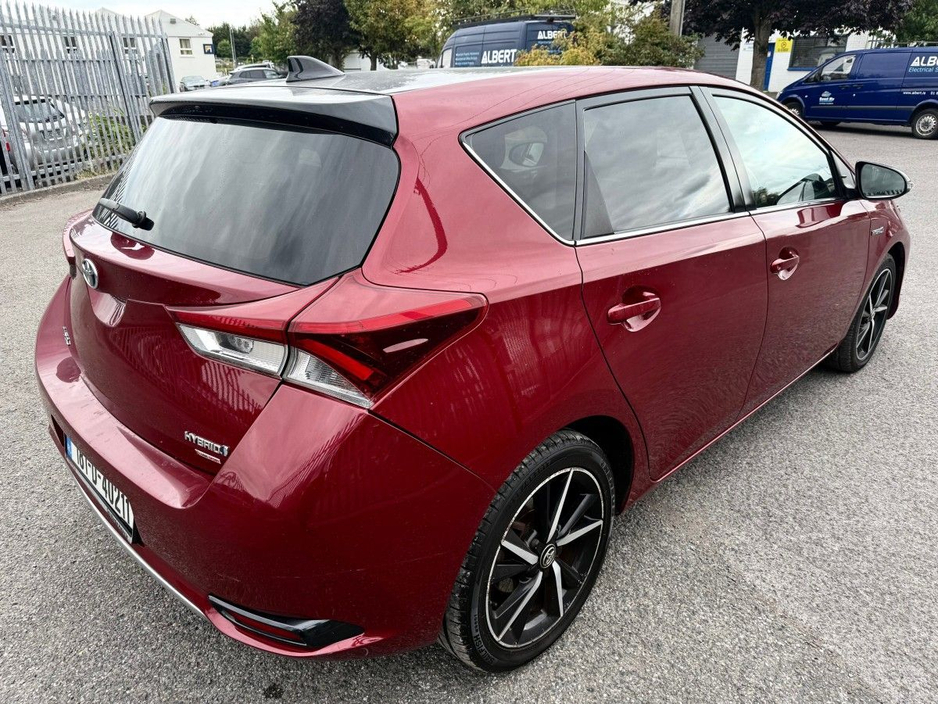 2018 Toyota Auris HEV Luna Sport *HUGE SAVINGS* €15,850