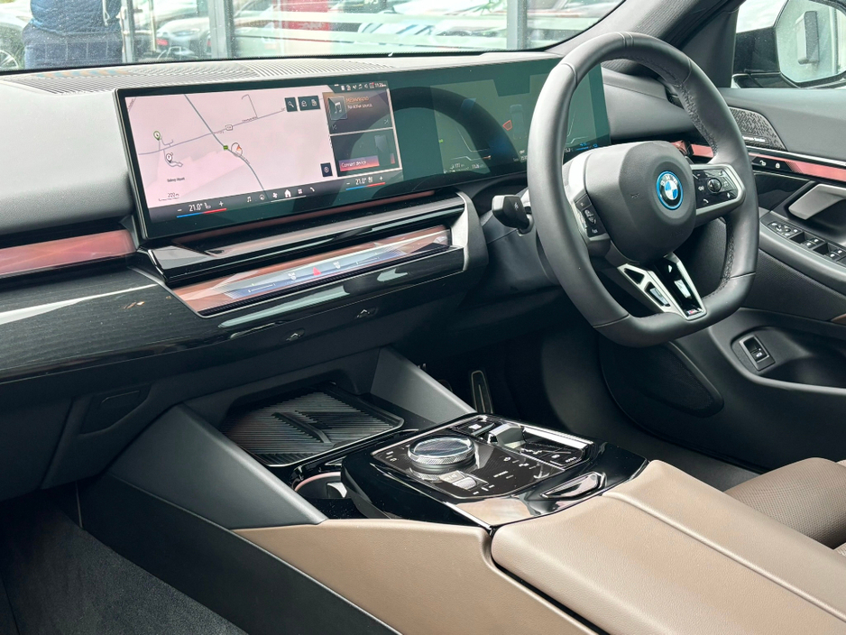 2025 BMW 5 Series 530e M Sport Auto €67,990