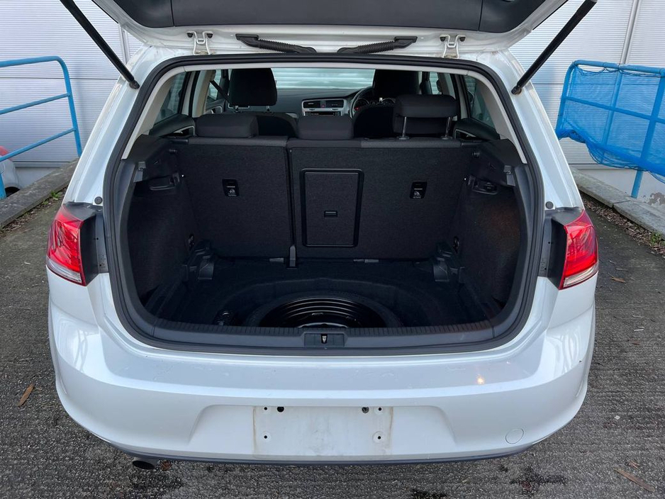 2015 Volkswagen Golf R-LINE PACK 1.2 TSI // FULL SERVICE HISTORY // REVERSE CAMERA // ADAPTIVE CRUISE CONTROL €14,750