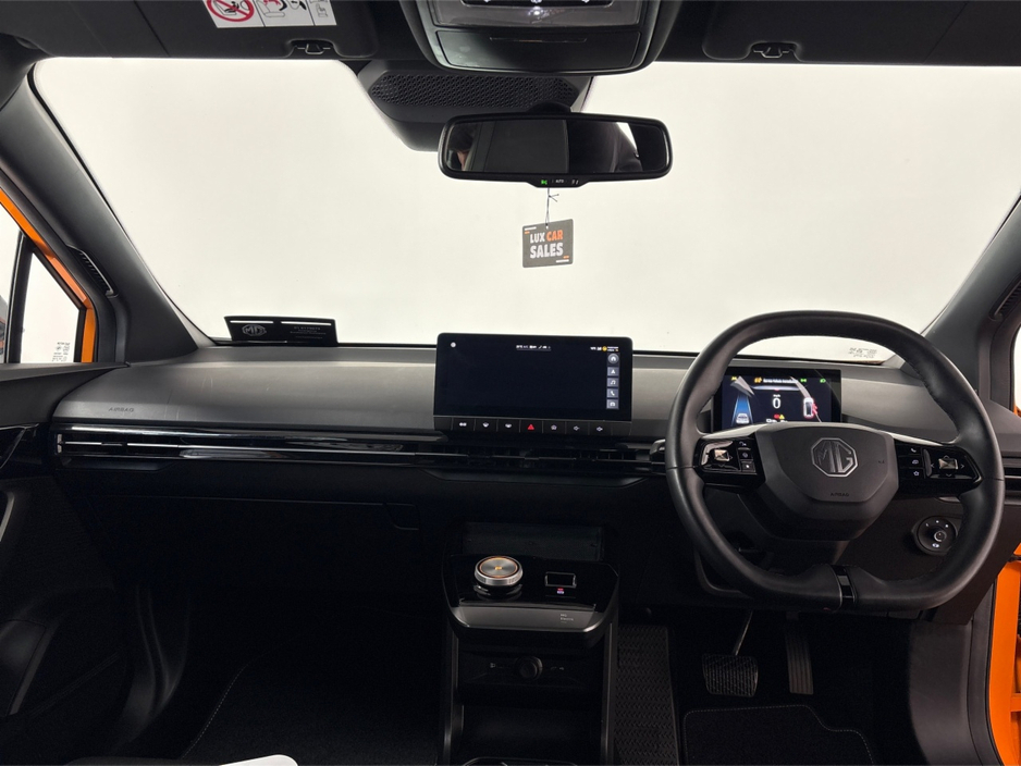 2024 MG 4 EXCLUSIVE- 64KWH**HALF LEATHER INTERIOR**HEATED SEATS & INTERIOR**REVERSING CAMERA**TINTED WINDOWS**ADAPTIVE CRUSIE CONTROL**HISTORY CHECKED**FINANCE ARRANGED** €24,695