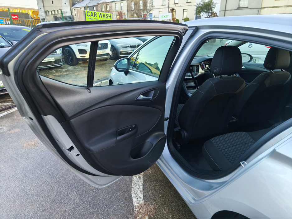 2021 Opel Astra 2021 Opel Astra AA Approved 1 Year Warranty €13,950