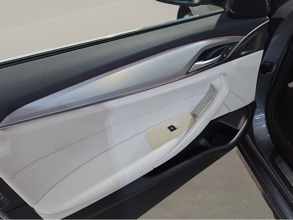 2018 BMW 5 Series I SE JA12 4DR AUTO €20,950