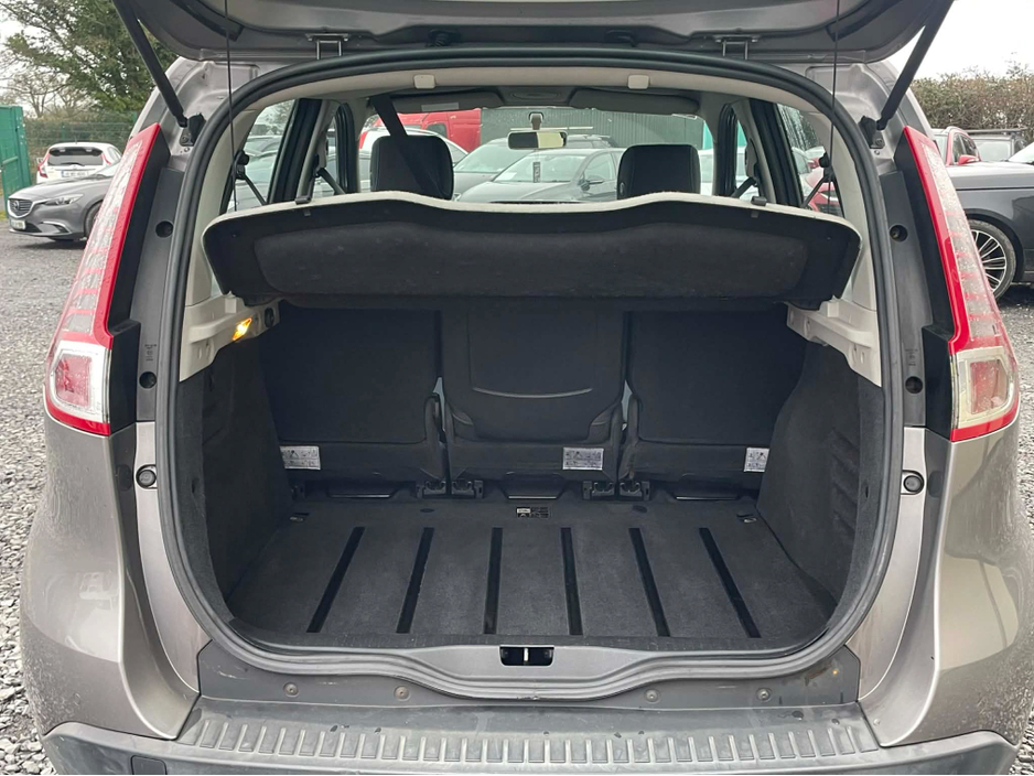 2010 Renault Scenic PH3 1.5 DCI 86 DYNAMIQUE 5DR €2,450