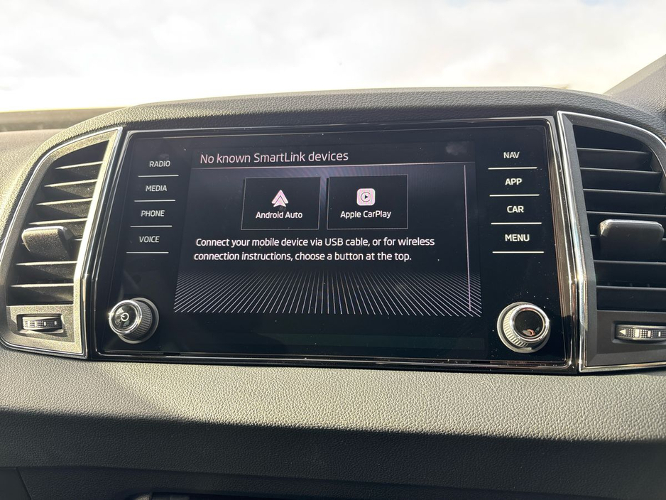 2026 Skoda Karoq Selection Plus 2.0TDI 115HP - Available for immediate 261 delivery €44,995