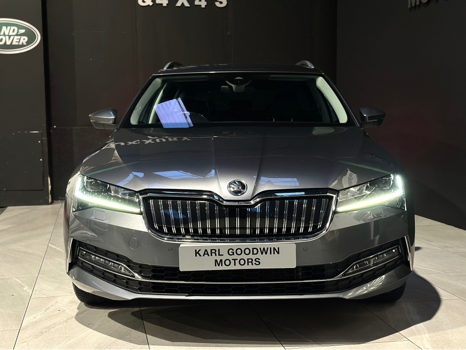 2023 Skoda Superb ESTATE E-HYBRID AUTOMATIC €29,950