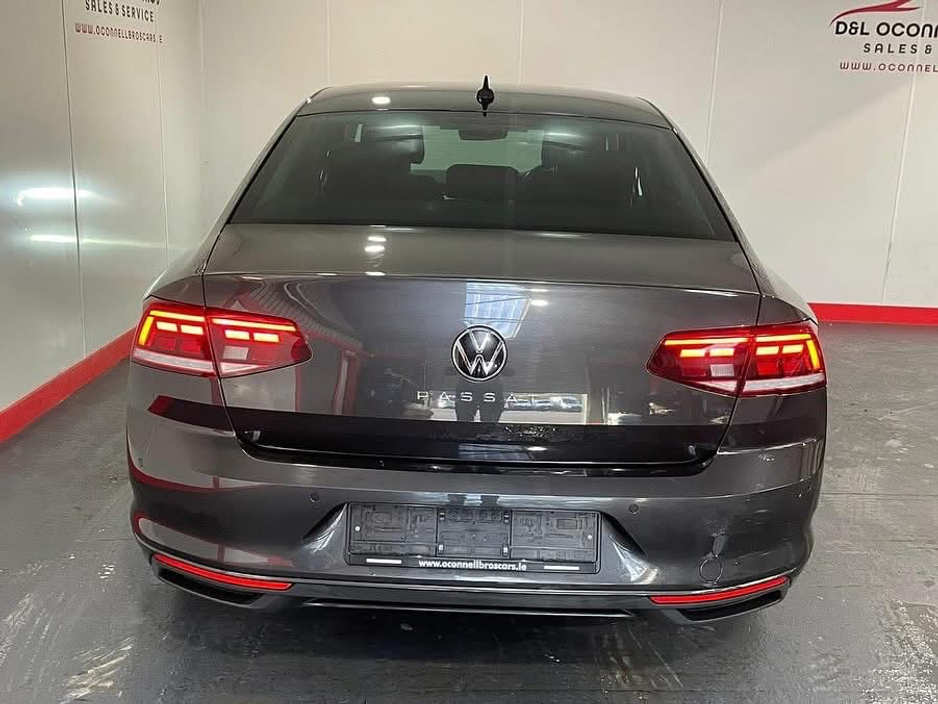 2022 Volkswagen Passat BUSINESS 2.0 TDI MANUAL 6SPEED FWD 150 4DR €27,950