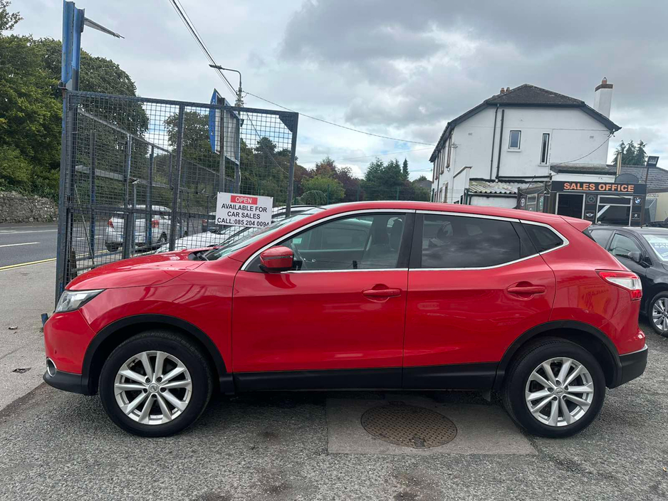 2015 Nissan Qashqai PREMIUM €7,950