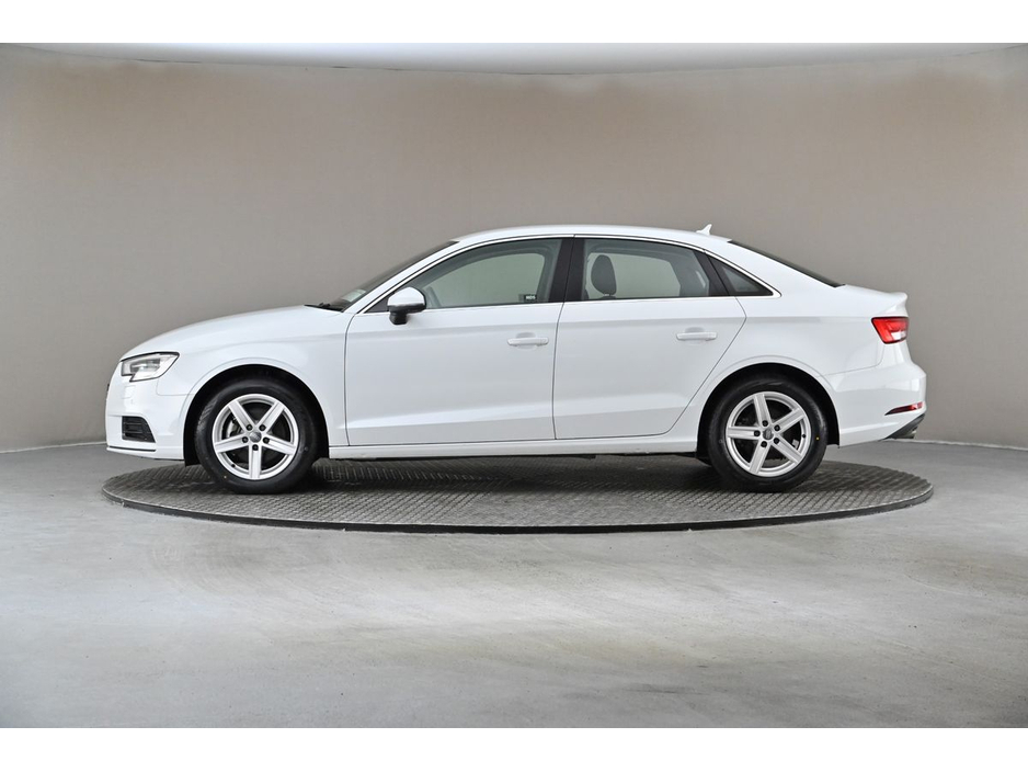 2018 Audi A3 1.4 TFSI S-TRONIC*DIGITAL DASH*REVERSE CAM*PARK SENSORS* €20,890