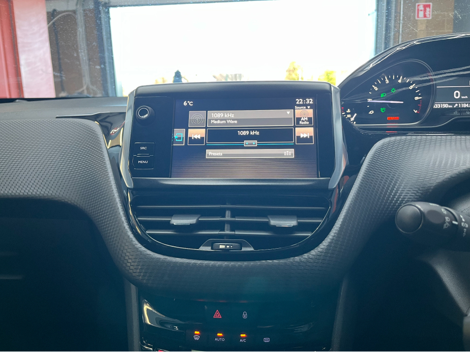 2017 Peugeot 2008 €12950! 2017 PEUGEOT 2008 1.2 AUTOMATIC €12,950