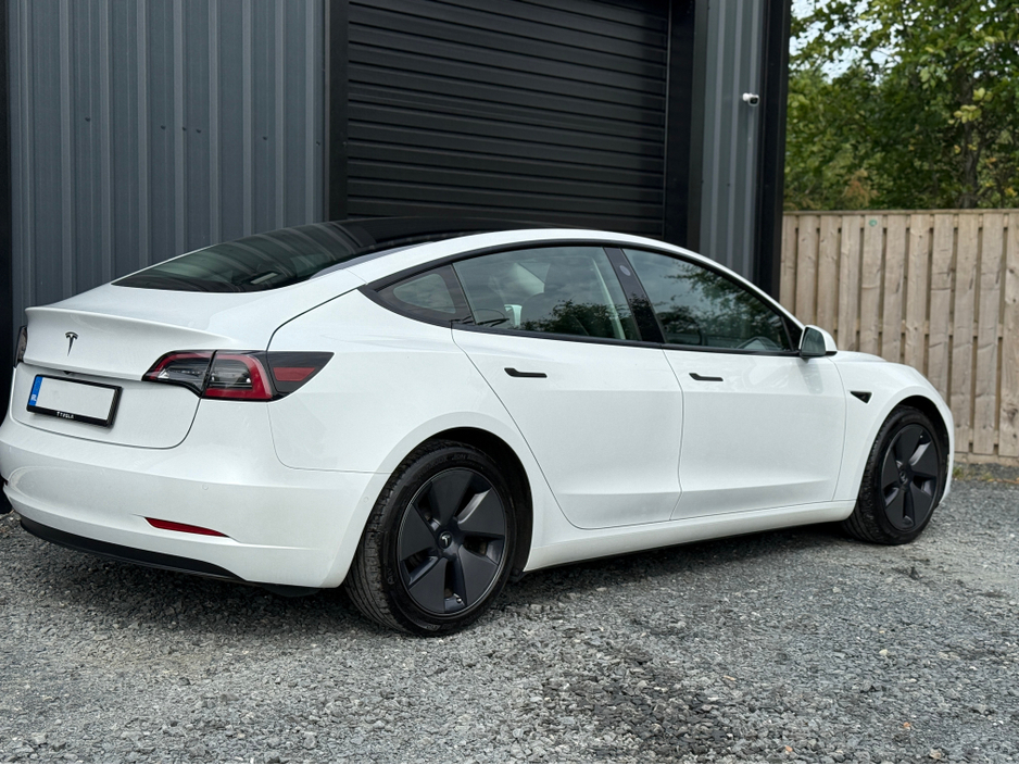 2021 Tesla Model 3 3 STANDARD RANGE PLUS €24,250
