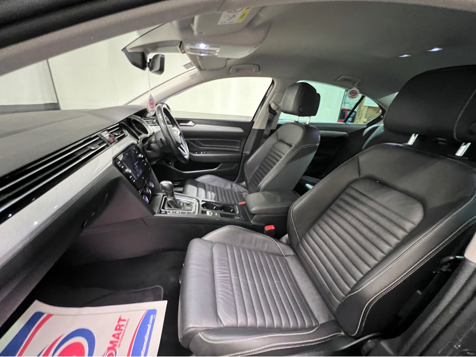 2020 Volkswagen Passat TDI SEL S-A 4DR AUTO €19,700