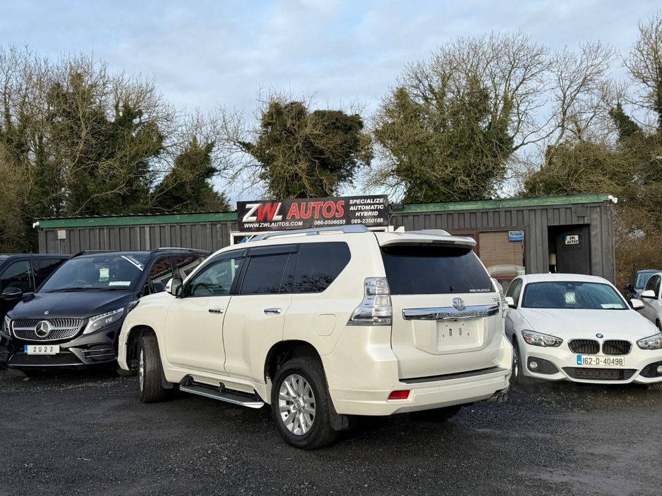 2017 Toyota Landcruiser 