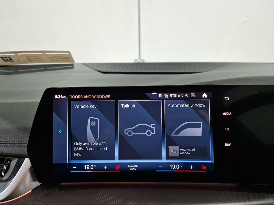 2023 BMW 2 Series Active Tourer 225E M SPORT X-DRIVE AUTOMATIC **ONE OWNER / APPLE CARPLAY / CRUISE CONTROL / COMFORT ACCESS / HALF LEATHER & ALCANTARA / HEATED FRONT SEATS / SAT NAV / REVERSE CAMERA / WIRELESS PHONE CHARGING** €35,900