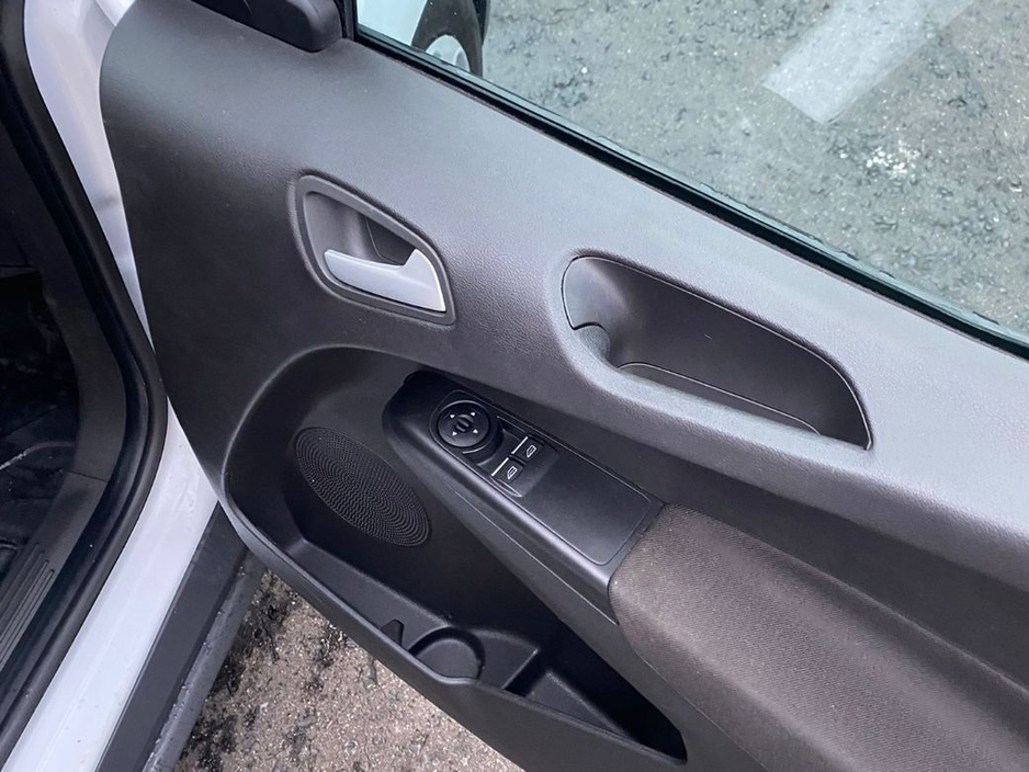 2022 Ford Transit Courier Trend 1.5TD 100PS M6 3DR €12,000