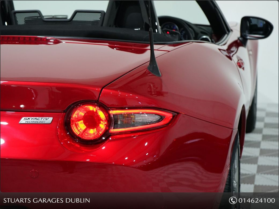 2017 Mazda MX-5 *SOLD DEPOSIT TAKEN*1.5P GT ROADSTER IN SOUL RED CRYSTAL WITH BLACK LEATHER. HEATED SEATS, 17” SMOKED ALLOYS, KEYLESS ENTRY, LANE DEPARTURE WARNING, B