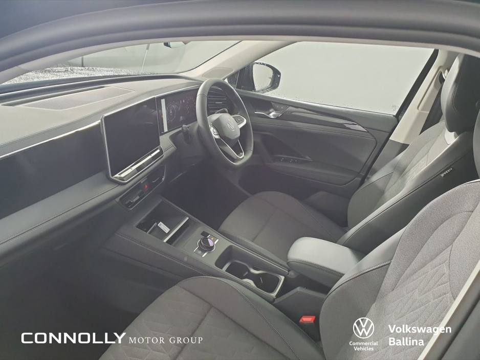 2026 Volkswagen Tiguan COMMERCIAL 2 SEAT