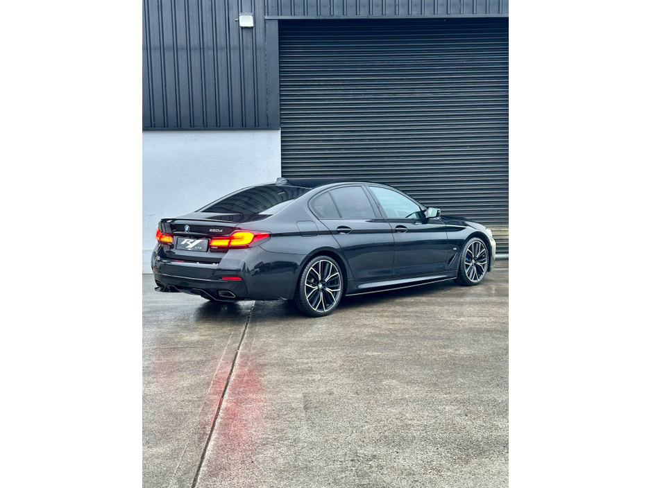 2021 BMW 5 Series  €40,995
