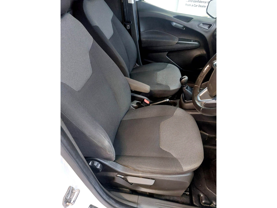 2016 Ford Transit Courier 1.6 TDCI   75BHP  VAN : One Owner ; New D.O.E. €6,950