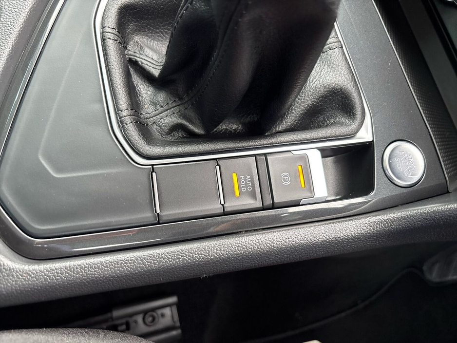 2022 Volkswagen Tiguan 2.0 TDI 150HP Elegance €34,975