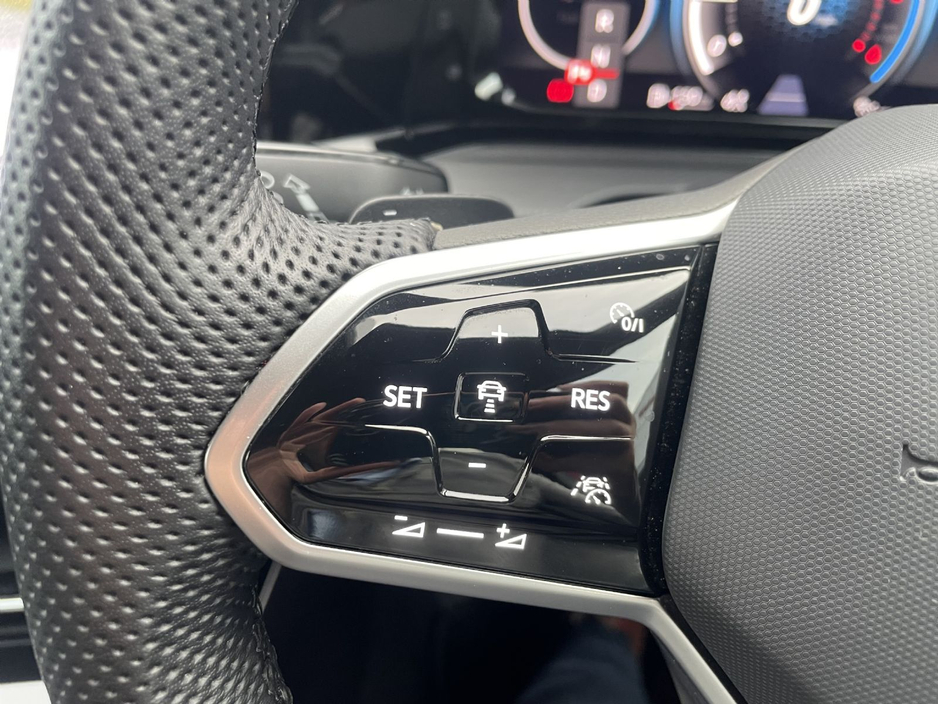 2023 Volkswagen Golf GOLF GTD 200 DSG