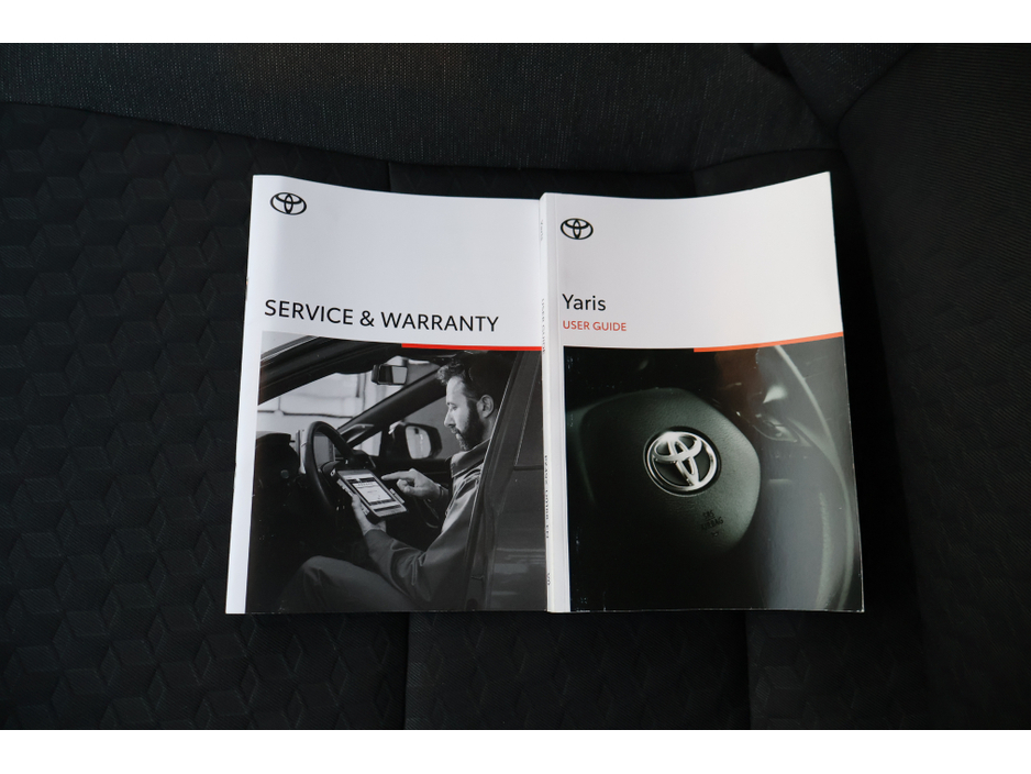 2024 Toyota Yaris LUNA 5dr Manual Great Spec! €19,995