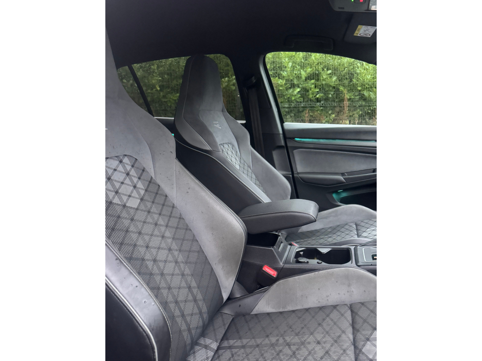 2020 Volkswagen Golf  €29,950