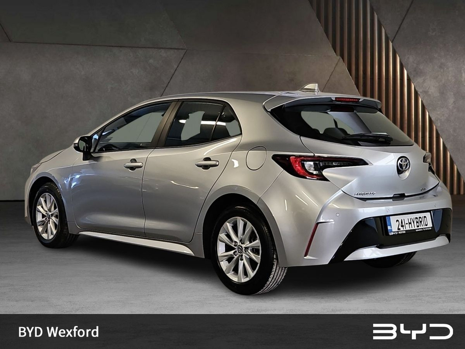 2024 Toyota Corolla Corolla Icon Hev Cvt Icon 140 VVT-h Auto Start/Stop €27,975
