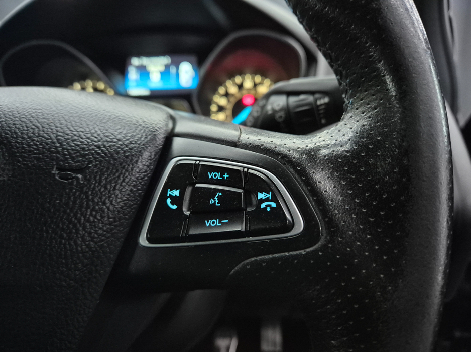 2017 Ford Focus 1.5 TDCI ST-LINE 120PS 5 5DR €12,950