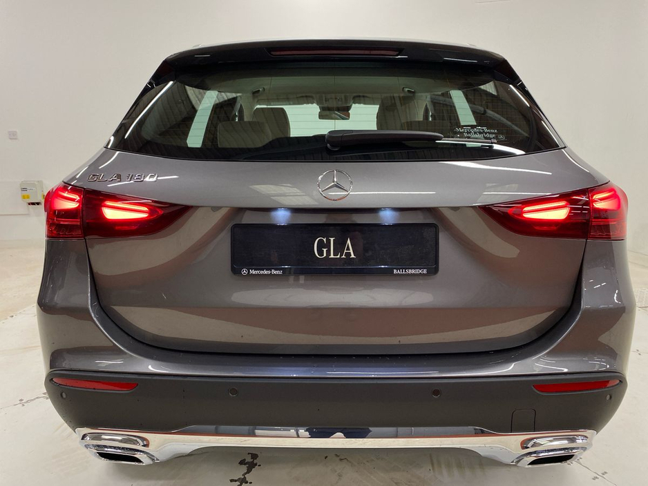 2026 Mercedes-Benz GLA Class GLA 200 D PROGRESSIVE LINE + | Night Package, Reversing Camera, Keyless Start Function, Reversing Camera €60,082