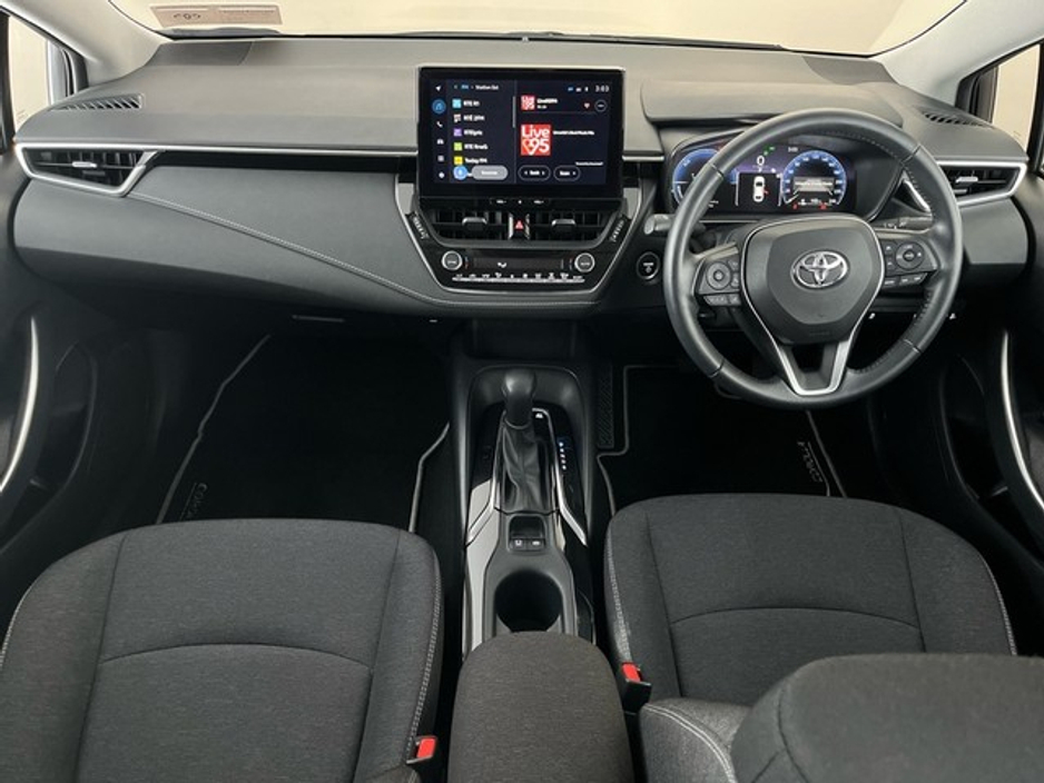 2024 Toyota Corolla LUNA SALOON AUTO Hybrid €29,950