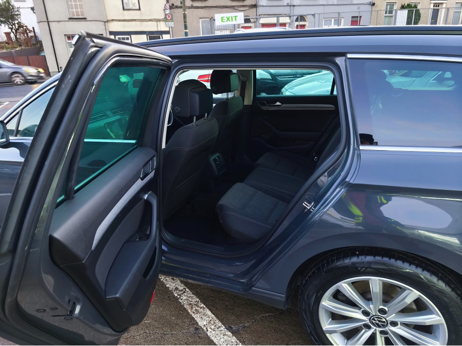 2021 Volkswagen Passat ESTATE BUS 2.0 TDI MANUAL 6SPEED FWD AA Approved 1 Year Warranty €19,950