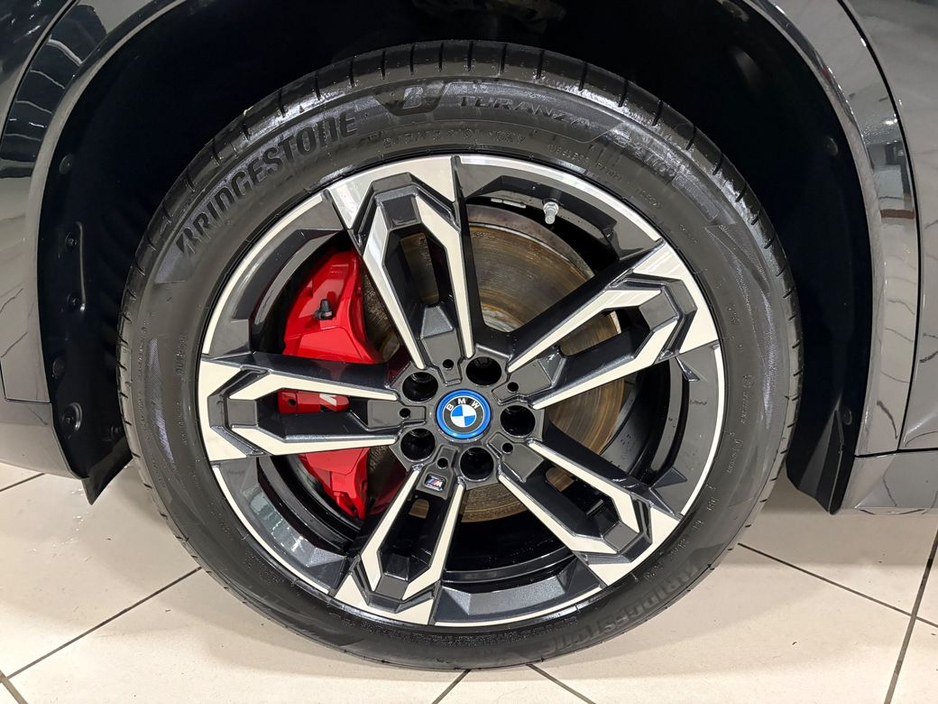 2025 BMW X1 25e M-SPORT PRO X-DRIVE=FULL LEATHER//ONLY 11000 MILES//AS NEW=BMW WARRANTY UNTIL 06/2028=TAILORED FINANCE PACKAGES AVAILABLE=TRADE IN'S WELCOME €52,995