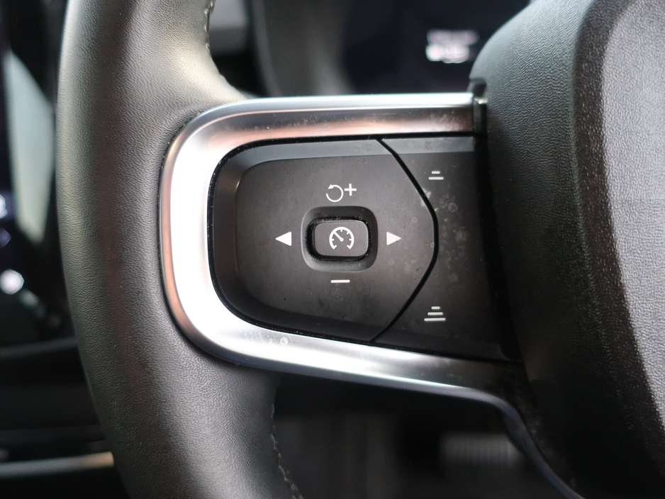 2023 Volvo C40 Recharge BEV 231hp Ultimate €32,995