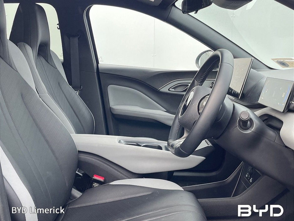 2025 BYD Dolphin 60kWh 204PS Comfort €24,950