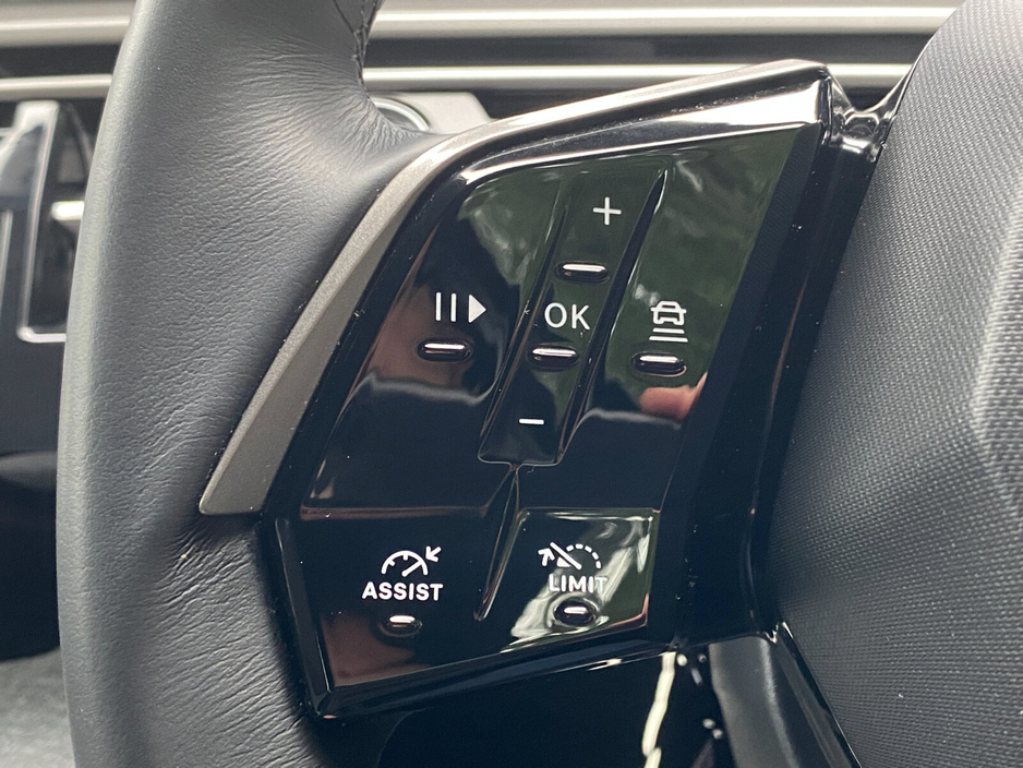 2025 Peugeot 5008 1.2 MHEV 145bhp E-DCS6 Allure €47,900