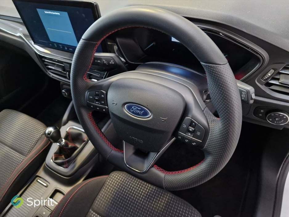 2023 Ford Focus ST-LINE 1.0T €25,900