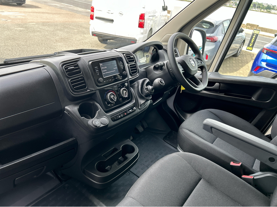 2026 Opel Movano BOX BODY