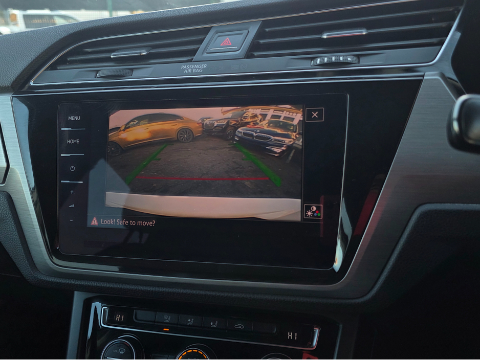 2018 Volkswagen Touran ( 182 )1.4 TSI AUTO 7 SEATER CARPLAY ANDROID AUTO LARGE TOUCH SCREEN - SPECIALISING IN IMPORTS OF GERMAN AUTOMATIC HI SPEC €17,950