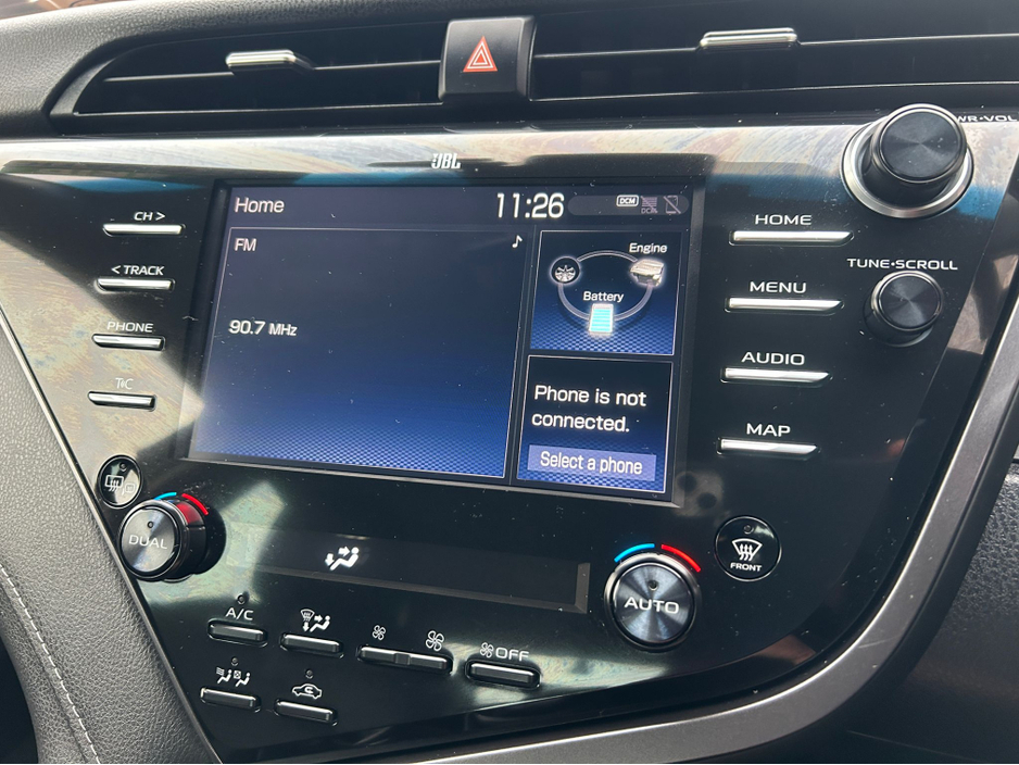 2020 Toyota Camry WS HYBRID AUTOMATIC 2.5 PETROL //JBL SOUND SYSTEM//KEYLESS ENTRY//LEATHER SEATS//REVERSE CAMERA// €26,950