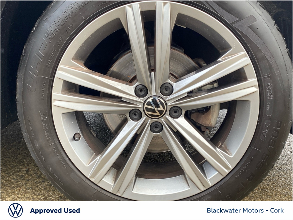 2023 Volkswagen T-Cross 1.0TSI 110BHP R-LINE WITH ADVANCED LED HEADLIGHTS €26,995