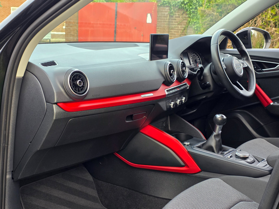 2017 Audi Q2 1.6TDI 115 SE €16,999