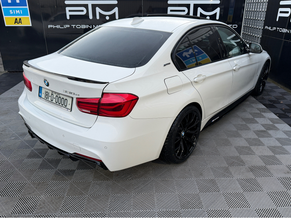 2018 BMW 3 Series 330e M SPORT F30 252HP AUTO Sunroof & Red Leather €20,995
