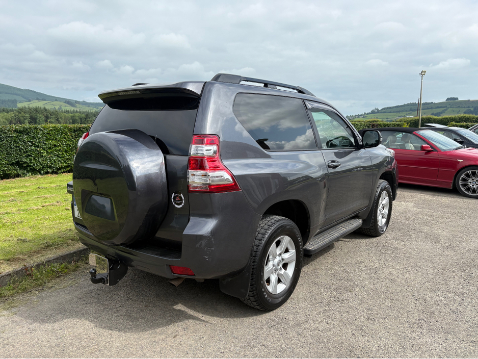 2017 Toyota Landcruiser 2.8 D4d SWB GX AUTO COMMERCIAL €36,950